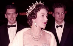 Viên kim cương lớn nhất thế giới đã hiện diện ở hoàng gia Anh như thế nào?