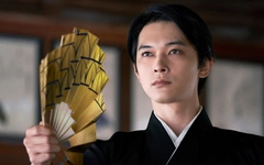 'Quốc bảo': Đời nghệ sĩ và giao kèo với quỷ dữ