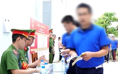 Video người bị tạm giam, tạm giữ và học viên cai nghiện ma túy bỏ phiếu bầu cử