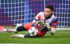 Bayern Munich hết sạch thủ môn trước trận gặp Atalanta