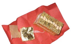 Vàng thếp và giá vàng, chuyện xưa chuyện nay