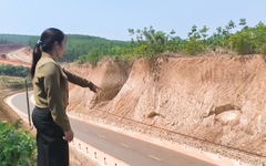 Thêm dự án hạ cốt nền đường ở Đồng Nai khiến nhà dân cheo leo: Ban quản lý dự án nói gì?