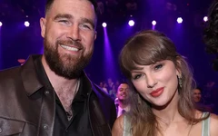 Taylor Swift và hôn phu Travis Kelce tình tứ tại iHeartRadio Music Awards 2026