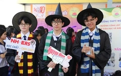 Trường THPT Nguyễn Hiền mở photobooth và boardgames tại Ngày hội Tự tin vào lớp 10