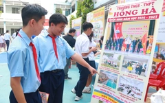 Nhộn nhịp gian tư vấn Trường THCS - THPT Hồng Hà tại Ngày hội Tự tin vào lớp 10