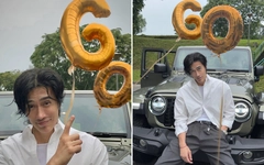 Khung hình gây sốt của 'ma cà rồng' 60 tuổi