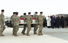 Tổng thống Trump dự lễ tiếp nhận thi hài 6 quân nhân Mỹ tử trận trong chiến sự Trung Đông
