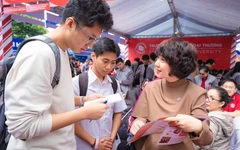 Trường đại học Ngoại thương điều chỉnh quy đổi điểm IELTS, SAT, A-Level