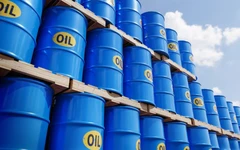 Đọc nhanh 9-3: Giá dầu tăng sốc, đồng USD mạnh lên, giá vàng lao đao