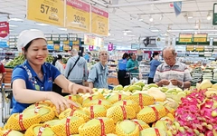 Siêu thị ưu đãi lớn nhiều mặt hàng thiết yếu