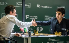 Thủ hòa thành công, kỳ thủ 20 tuổi Sindarov xây chắc đỉnh bảng