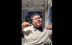 'Phổ cập' trend mới thôi: Kịt kin!