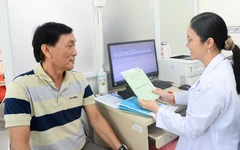 HCDC khám sức khỏe miễn phí cho lao động tự do tại TP.HCM