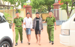 Dùng dao và bình xịt hơi cay chống trả công an khi bị vây bắt ở Đắk Lắk