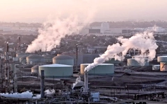 Giá dầu giảm khi có tín hiệu Mỹ - Iran nối lại đàm phán