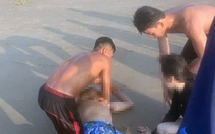 Hai du khách bị cuốn xa bờ khi tắm biển Vũng Tàu, được cứu kịp thời