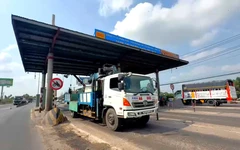 Đồng Nai tháo dỡ trạm thu phí T1 và T2 trên quốc lộ 51