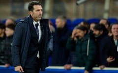 Buffon và chủ tịch liên đoàn cùng từ chức, bóng đá Ý rơi vào khủng hoảng