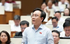 Xây 6 phòng học 4 năm mới xong, đại biểu đề xuất không ưu tiên đấu thầu giá thấp