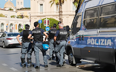 Triệt phá đường dây mại dâm dính đến các cầu thủ Serie A