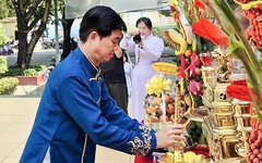 Hiệu trưởng Trường THPT Hùng Vương: cái cây muốn vượt qua dông gió phải có rễ bền