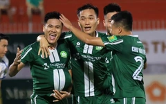 CLB Đồng Nai thắng chật vật 10 người Quy Nhơn United