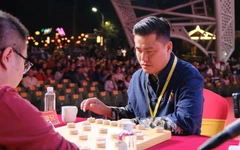 Chỉ đánh 1 giải, Lại Lý Huynh trụ vững top 15 làng cờ tướng đỉnh cao