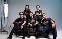 Nghe Bức Tường phóng tác dân ca ‘Inh lả ơi’