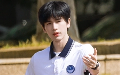 Gia tài phim ảnh của 'tướng quân kem nền' Trương Lăng Hách đâu chỉ có Trục Ngọc