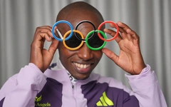 Kenya tưng bừng chào đón Sabastian Sawe - người hùng marathon về đích dưới 2 giờ