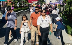 Du lịch Đà Nẵng tăng tốc, lãnh đạo cảnh báo nguy cơ quá tải, biến động giá phòng