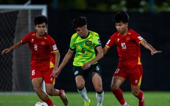 Cổ động viên Đông Nam Á an ủi U17 Việt Nam sau trận thua Úc