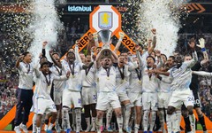 Thi đấu áp đảo, Aston Villa vô địch Europa League