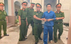 Tài 'đen' cùng đồng bọn hầu tòa vụ cướp 1,9 tỉ ngân hàng ở Gia Lai