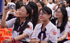 Rời "Bến đỗ" để "Ra khơi": Nghi thức trưởng thành ấn tượng của học sinh Gia Định