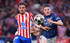 Arsenal đấu Atletico Madrid: Tấm vé đến Budapest gọi tên ai?