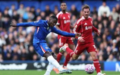 Liverpool đấu Chelsea: 3 điểm ở lại Anfield?