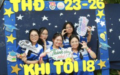 Tưng bừng hội trại tuổi 18 của teen Trường THPT Trần Hưng Đạo