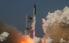Giá trị vốn hóa SpaceX vượt Microsoft và Amazon