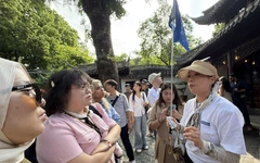 Khách Việt lọt nhóm khách nổi bật của tour quá cảnh Trung Quốc