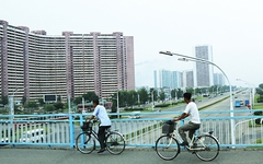 Chuyện chưa kể sau trang báo - Kỳ 4: Những ngày đặc biệt ở Triều Tiên