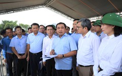 Bí thư Hà Nội chỉ đạo rà soát đề xuất xây đường trên cao kết nối nút giao Cổ Linh ra cao tốc