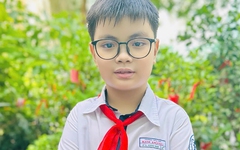 Gương mặt Con ngoan trò giỏi: Tay vợt nhí mê học lập trình