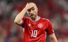 Eriksen viết tâm thư sau sự cố thót tim