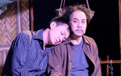 Sau khi Thành Lộc thông báo rời đi, Sân khấu kịch Thiên Đăng cũng đóng cửa