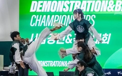 Thua Hàn Quốc, Châu Tuyết Vân cùng taekwondo Việt Nam giành HCB thế giới