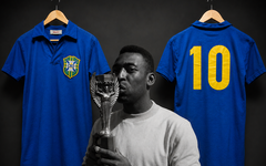 Áo đấu Pele mặc ở chung kết World Cup 1958 được bán gần 5 triệu USD