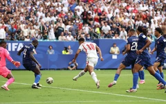 Video Bellingham ghi bàn gúp Anh thắng Pháp 6-4 ở trận tranh hạng ba World Cup 2026