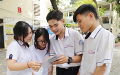 Top 100 theo tổ hợp xét tuyển: Hà Nội, TP.HCM dẫn đầu, Tuyên Quang tiếp tục gây chú ý