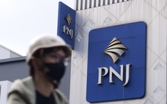 Cổ phiếu PNJ lại giảm sàn, nhóm dầu khí lao dốc